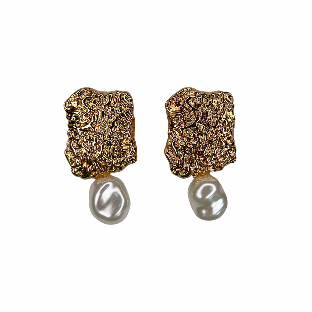 Tia Medium Pearl Drop Earrings - Gold // SOLD OUT